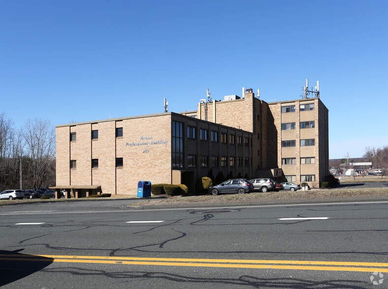 281 Hartford Tpke, Vernon Rockville, CT for lease - Building Photo - Image 3 of 4