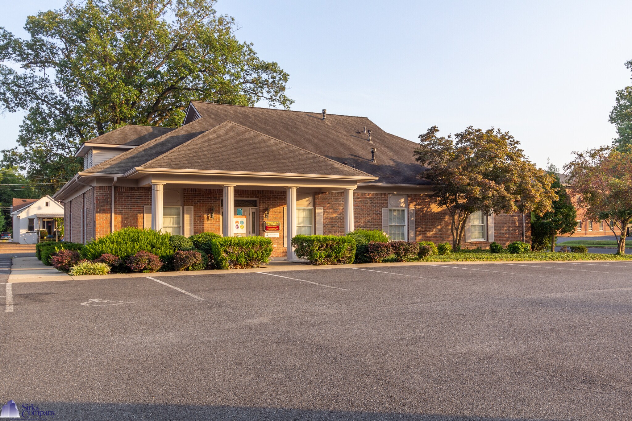 1920 Broadway St, Paducah, KY for sale Primary Photo- Image 1 of 1