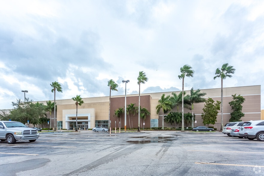 700 W 49th St, Hialeah, FL 33012 Palm Springs Mile Kohls
