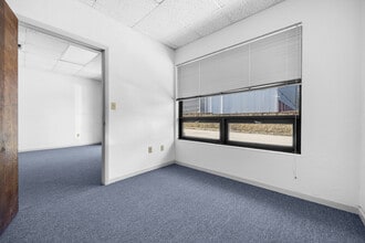 4424 NW 13th St, Gainesville, FL for lease Interior Photo- Image 1 of 5