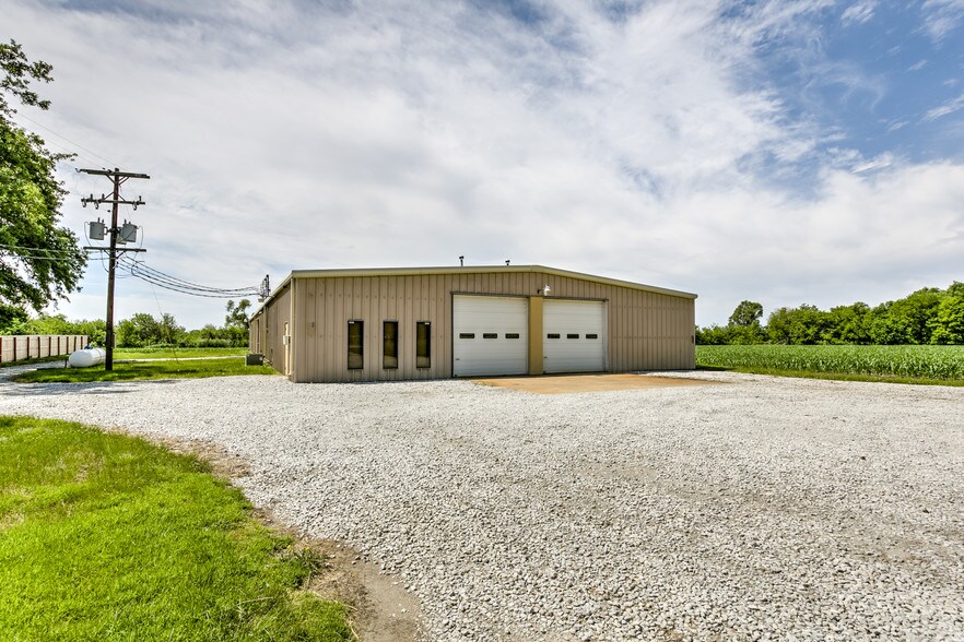 4909 W Raymond Rd, Raymond, NE 68428