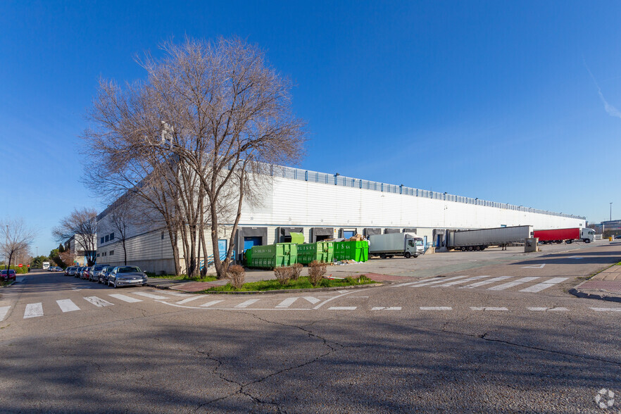 Calle Río Guadalhorce, 4, Getafe, Madrid for lease - Building Photo - Image 3 of 3