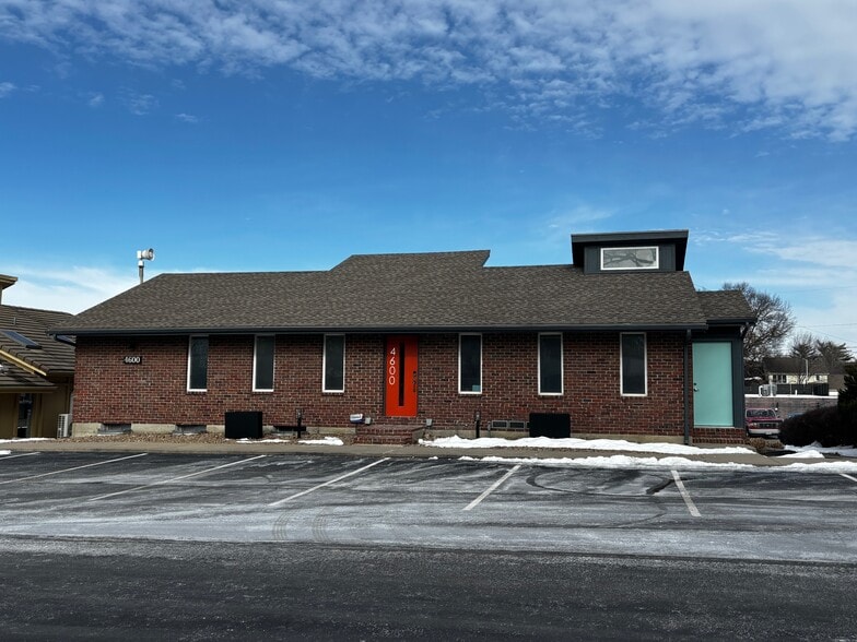 4600 W 90th Ter, Prairie Village, KS for lease - Building Photo - Image 1 of 3