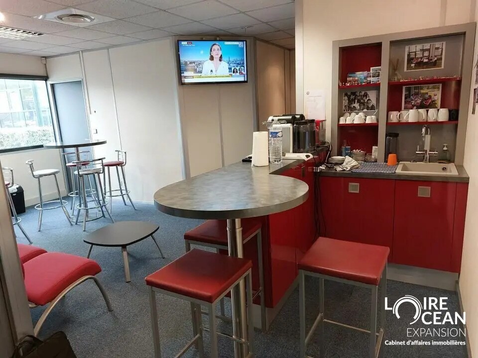 Office in Nantes for sale Interior Photo- Image 1 of 4