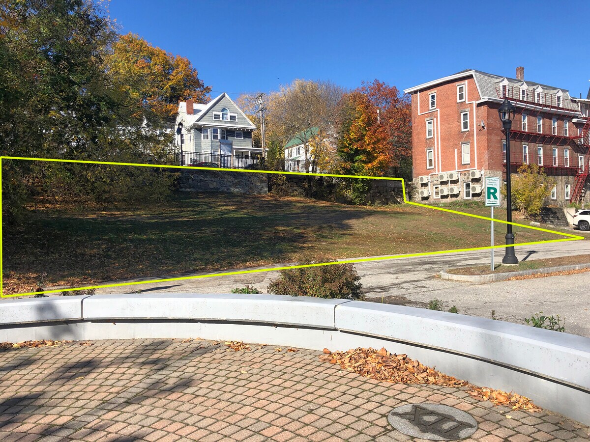 186 Main St, Auburn, ME 04210 Urban Infill Development Site