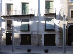 Retail in Tortosa, Tarragona for lease Building Photo- Image 1 of 3