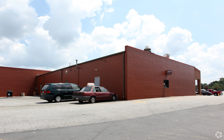 101-113 Pointe South Dr, Randleman, NC for lease - Building Photo - Image 3 of 5