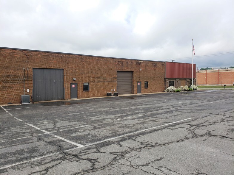 8419 Terminal Rd, Lorton, VA 22079 Industrial for Lease