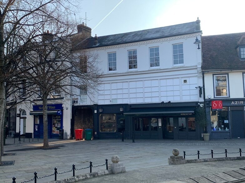 1 & 3 Parliament Sq, Hertford for sale - Building Photo - Image 3 of 18