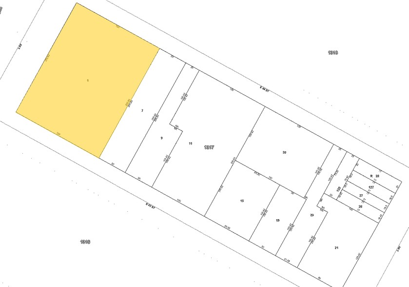 685 Third Ave, New York, NY for lease - Plat Map - Image 1 of 1