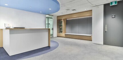 155 University Ave, Toronto, ON for lease Interior Photo- Image 2 of 6