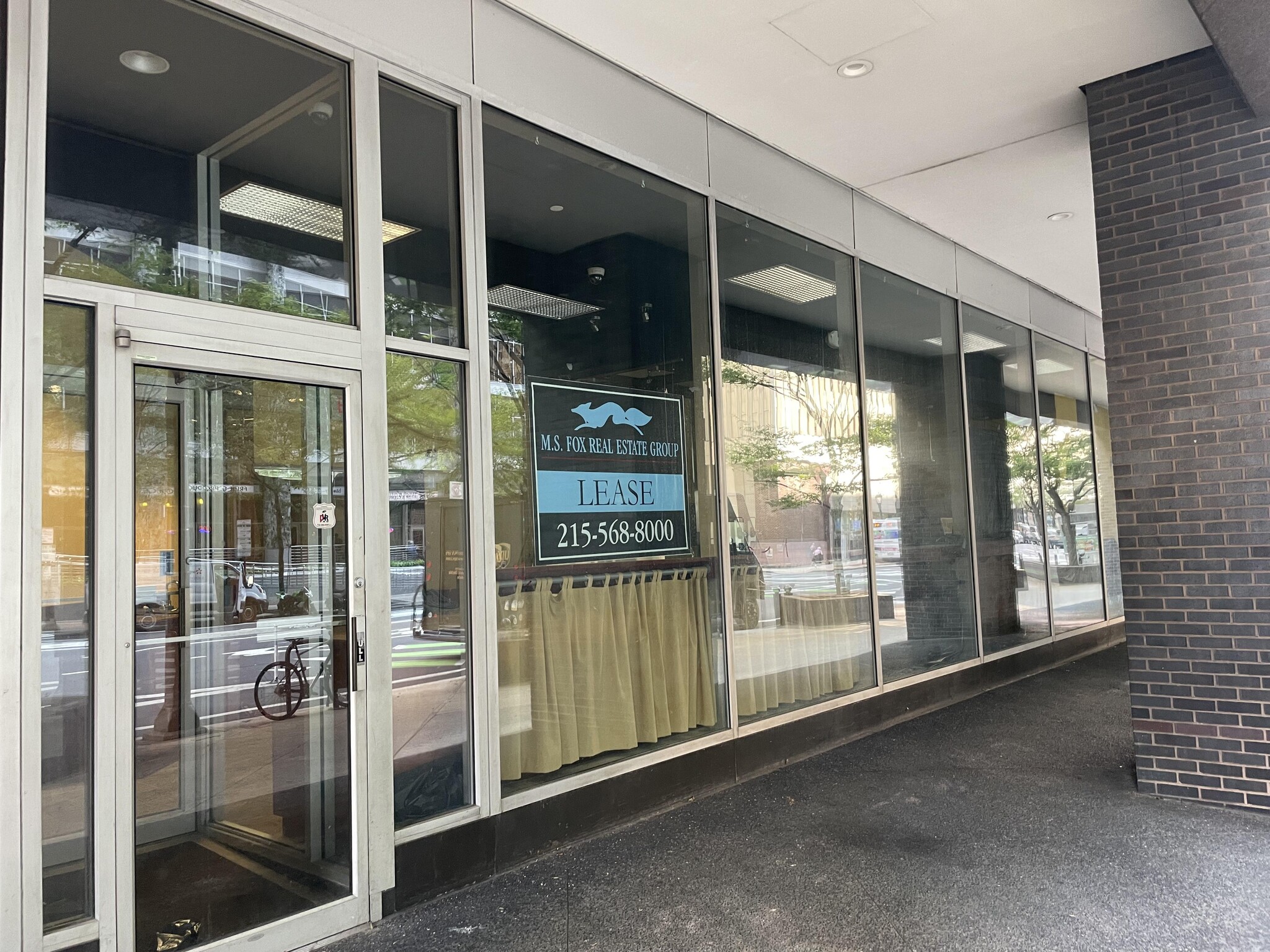 1880 John F Kennedy Blvd, Philadelphia, PA for lease Building Photo- Image 1 of 8