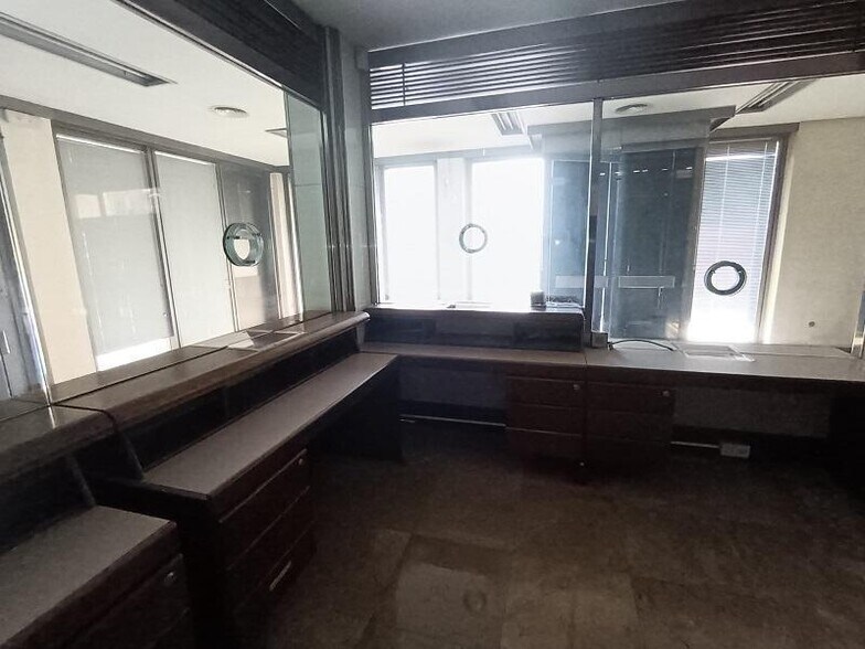 Retail in Córdoba for sale - Building Photo - Image 2 of 4