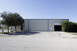 16719 Pawlin Dr, Selma TX - Warehouse