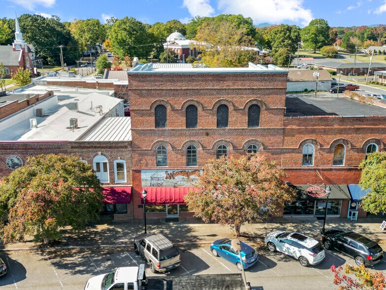 111117 N Main St, Clover, SC 29710