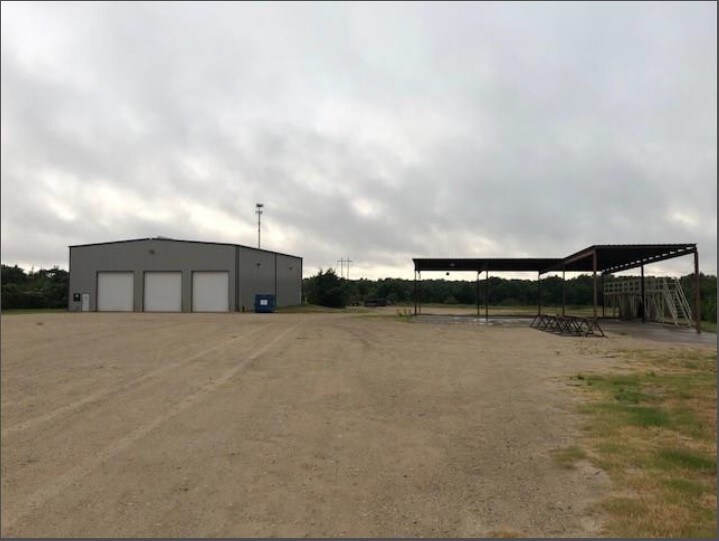 324 N Freeway Service Rd, Fairfield, TX for sale Primary Photo- Image 1 of 1