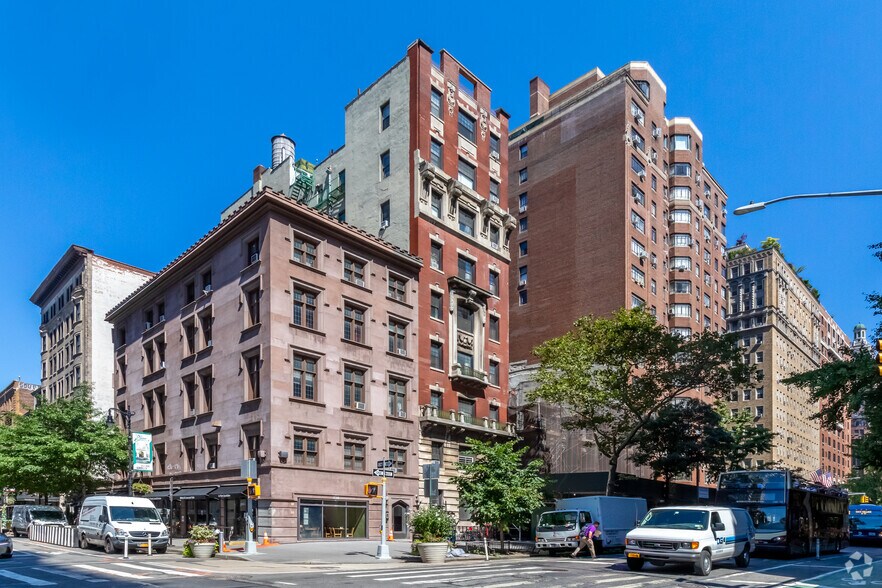 12 Fifth Ave, New York, NY for sale - Primary Photo - Image 1 of 1