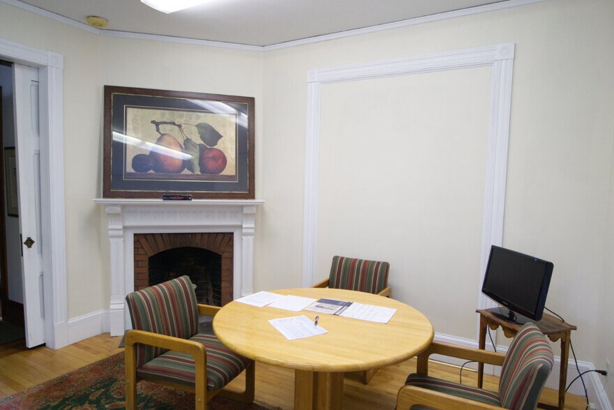 191 Washington St, Keene, NH for sale - Building Photo - Image 2 of 11