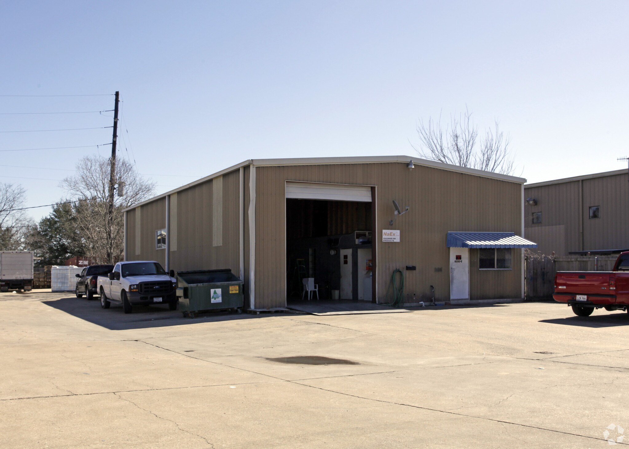 10202 Mula Cir, Stafford, TX for sale Primary Photo- Image 1 of 1