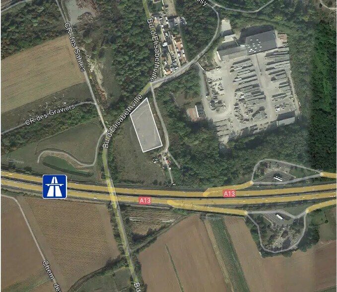 Industrial in Épône for sale - Building Photo - Image 2 of 3