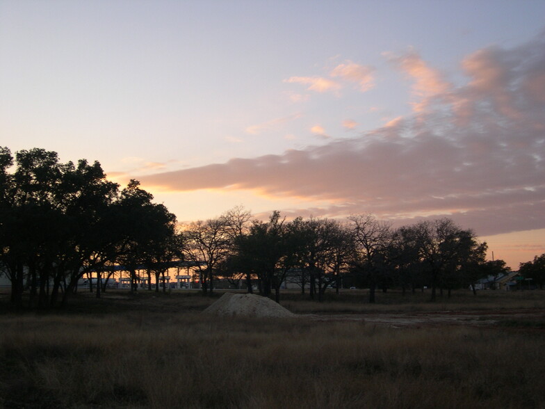 23310 State Highway 71, Spicewood, TX for sale - Primary Photo - Image 2 of 7