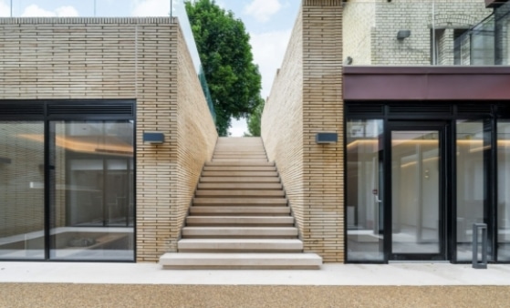 120 Cockfosters Rd, Barnet for lease - Building Photo - Image 3 of 4