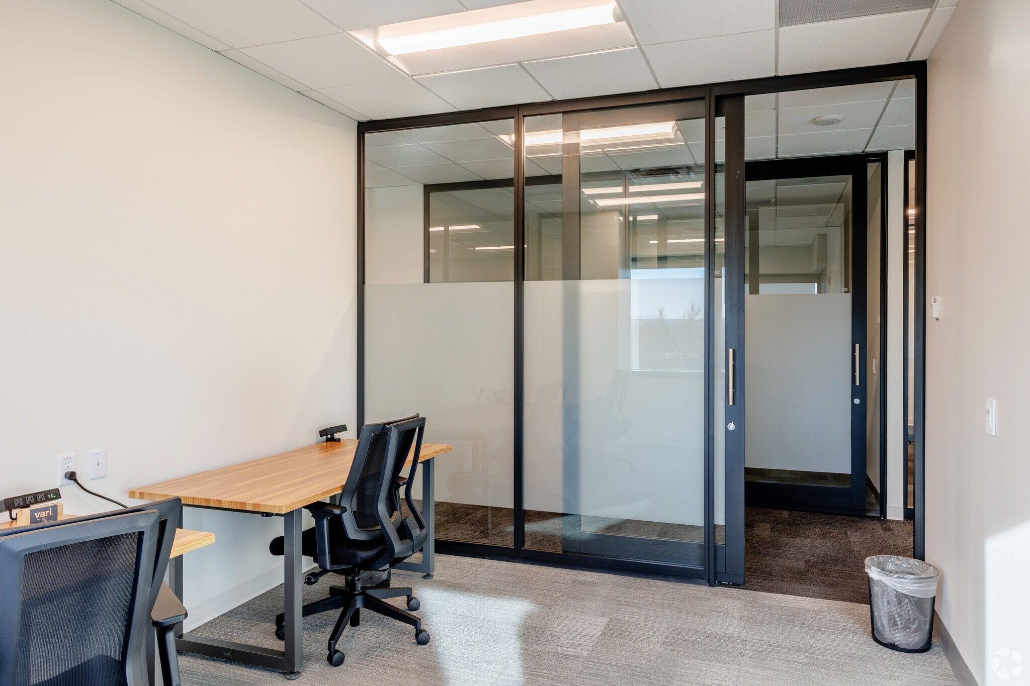 6400 S Fiddlers Green Cir, Greenwood Village, CO for lease Interior Photo- Image 1 of 18