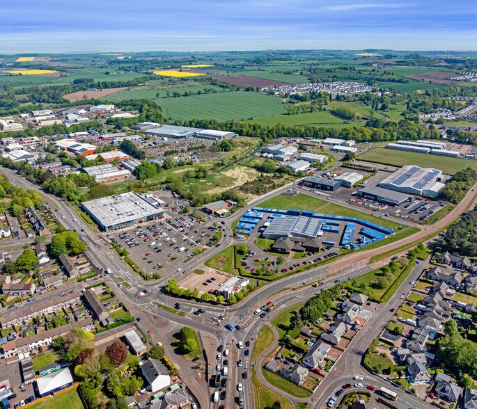 8 Tom Johnston Rd, Dundee for lease - Building Photo - Image 3 of 8