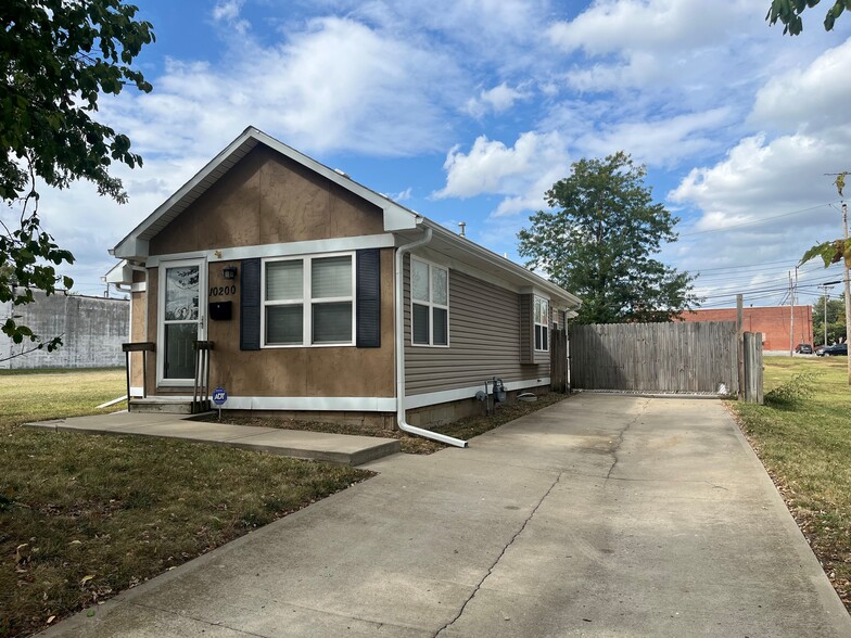 10200 E 63rd Ter, Kansas City, MO for sale - Building Photo - Image 1 of 1