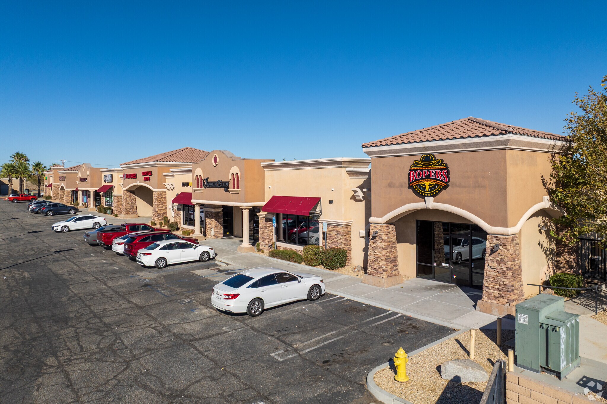 13330 Ranchero Rd, Oak Hills, CA for sale Primary Photo- Image 1 of 1