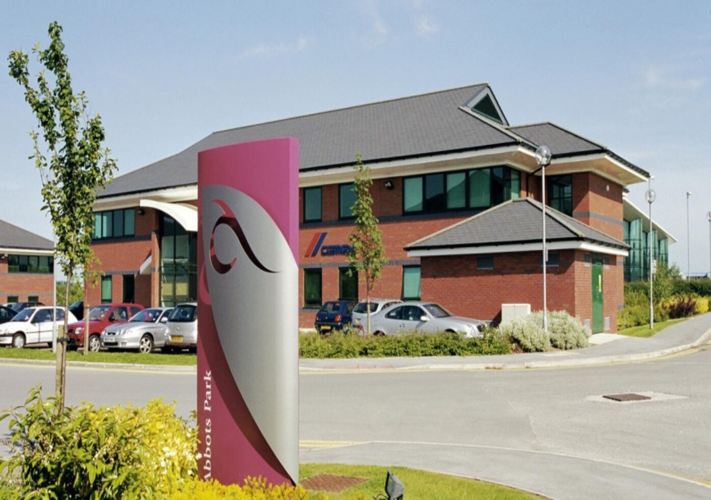 Monks Way, Runcorn for lease Building Photo- Image 1 of 1