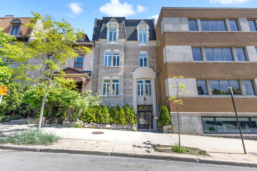 1023 Rue Berri, Montréal, QC for sale - Building Photo - Image 2 of 57