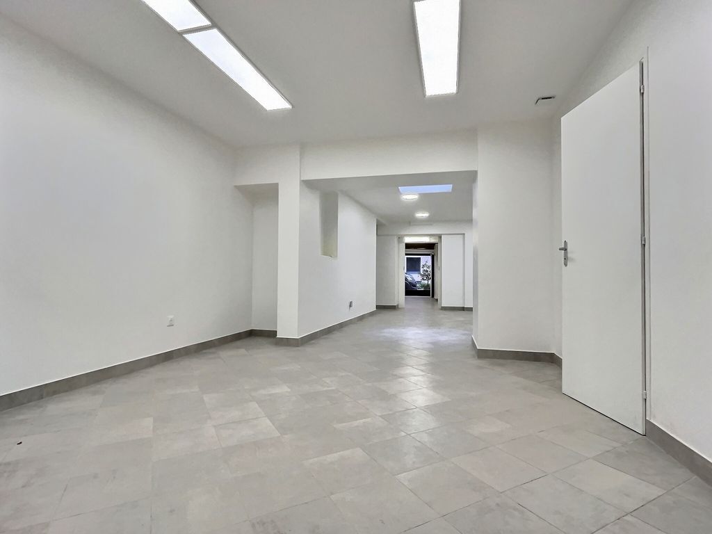 44 Rue Broca, Paris for lease Interior Photo- Image 1 of 5