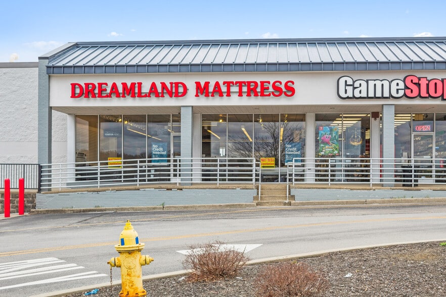 6805-6899 Alexandria Pike, Alexandria, KY for lease - Building Photo - Image 2 of 19