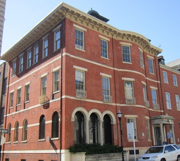 7-9 W Mulberry St, Baltimore, MD for sale Primary Photo- Image 1 of 1