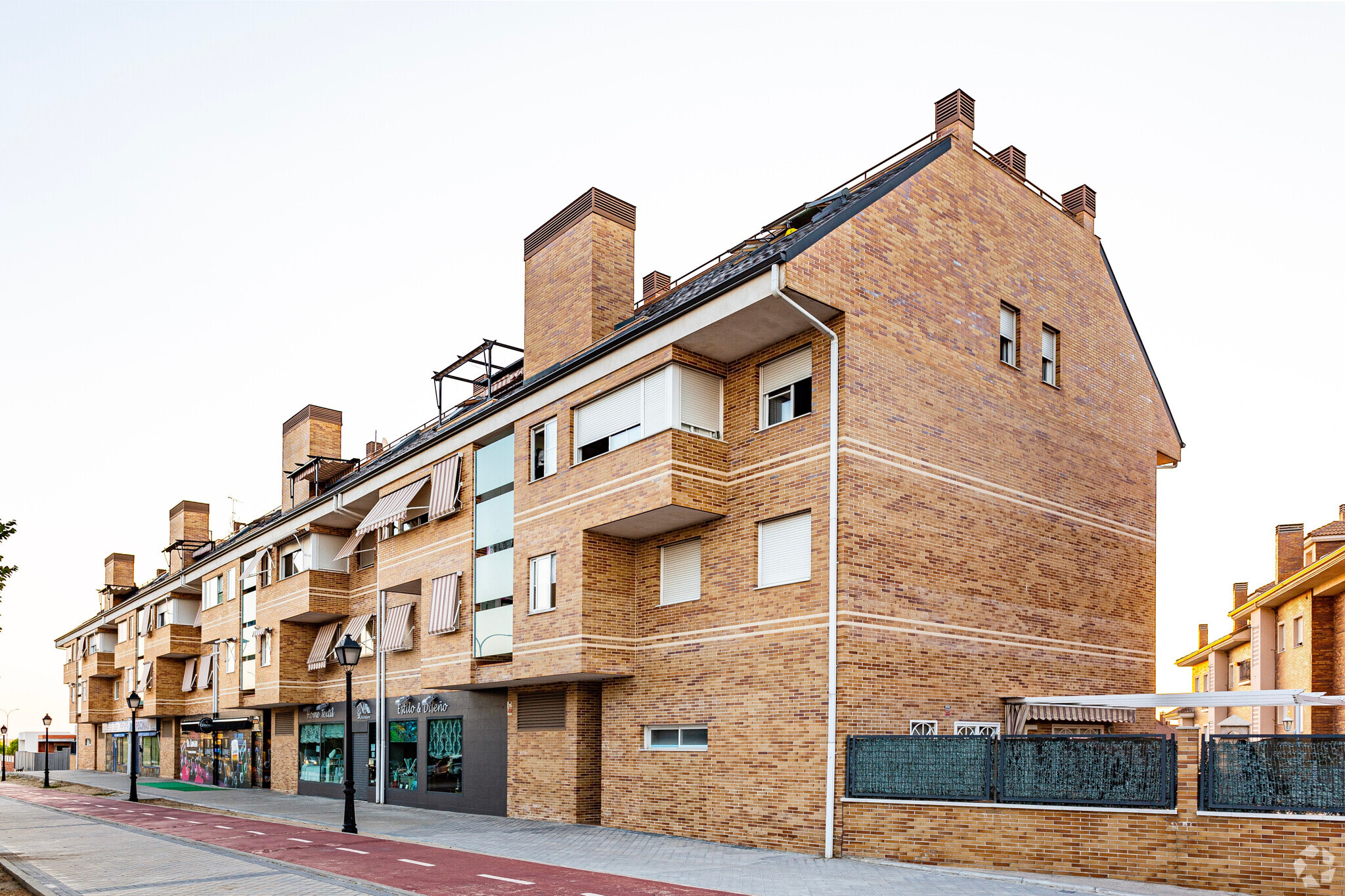 Retail in Arroyomolinos, MAD for lease Building Photo- Image 1 of 3