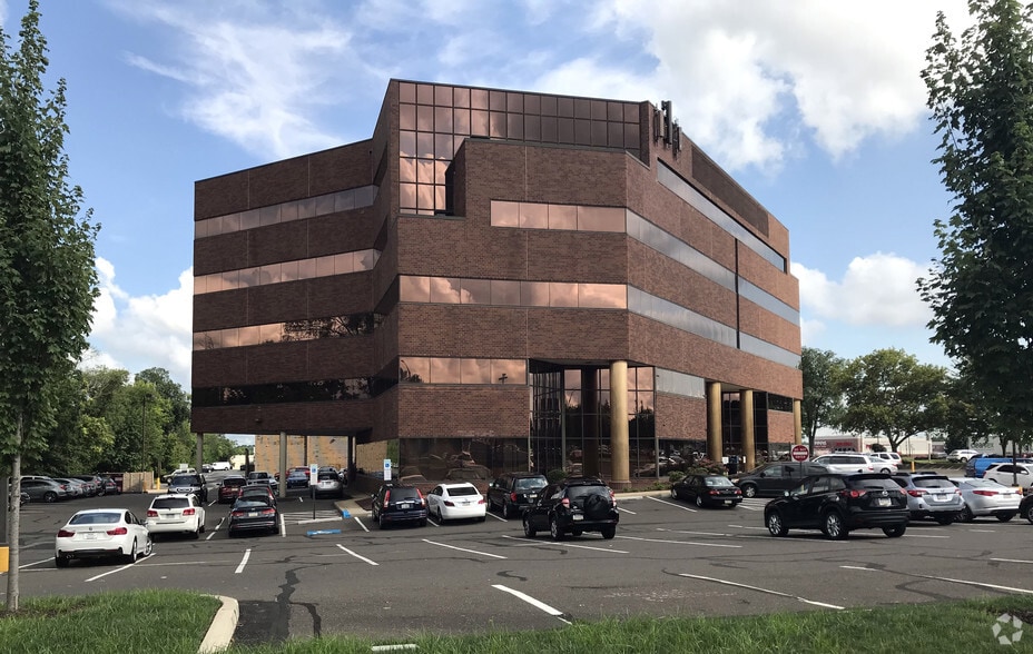 9501 Roosevelt Blvd, Philadelphia, PA 19114 9501 Office Centre