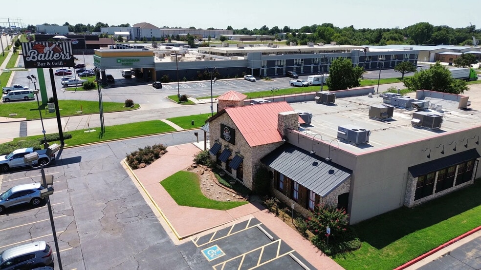 2037 S Meridian Ave, Oklahoma City, OK for sale - Aerial - Image 3 of 8