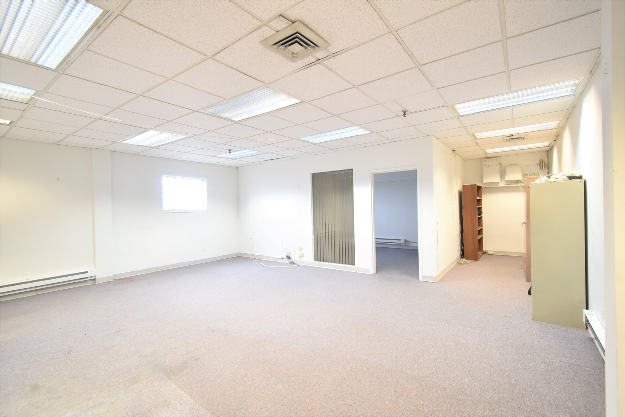 147-39 175th St, Springfield Gardens, NY for lease Interior Photo- Image 1 of 6