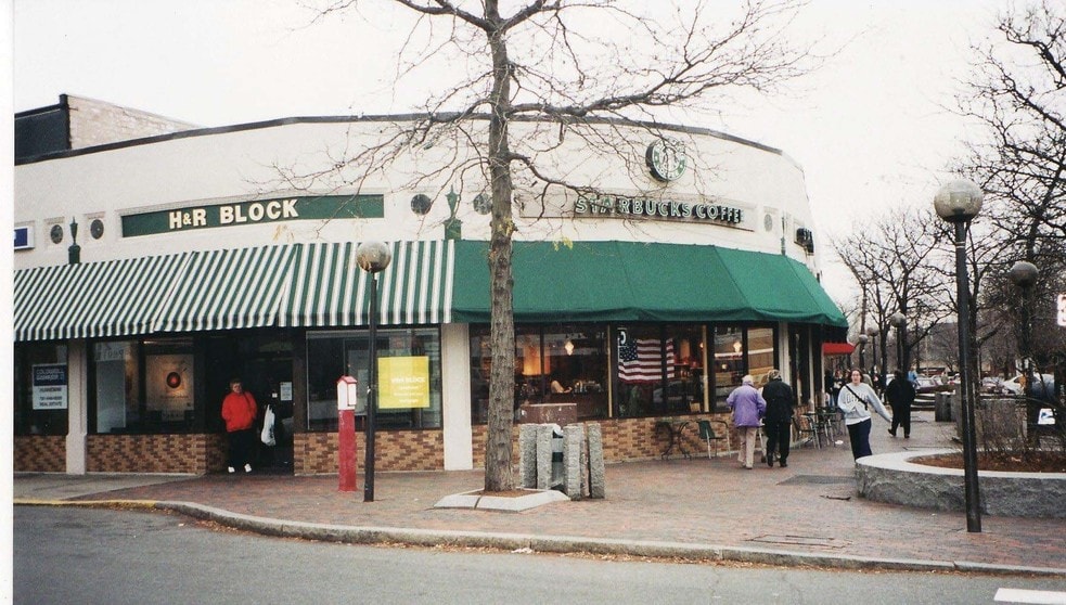 325 Broadway, Arlington, MA for lease - Building Photo - Image 3 of 10