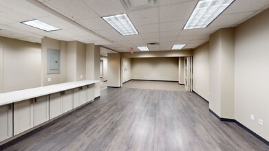 42 Broadway, New York, NY for lease Interior Photo- Image 2 of 7