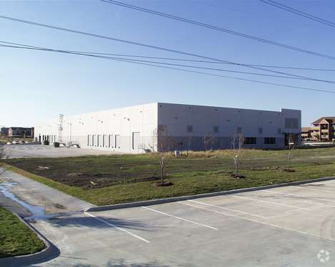 1700 Tech Centre Pky, Arlington, TX for lease - Other - Image 2 of 4