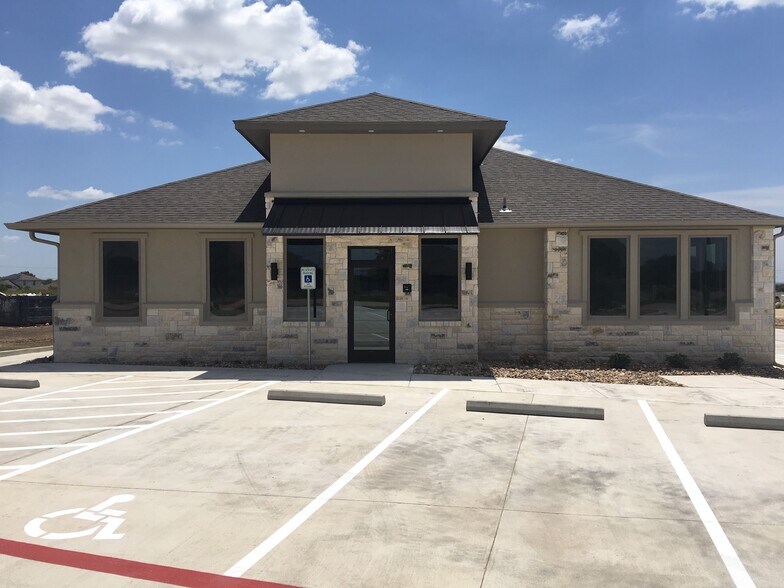 201 Clinite Grove Blvd, Temple, TX for lease - Building Photo - Image 2 of 3