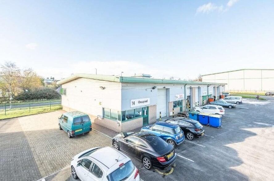 Lamplight Way, Manchester for lease - Building Photo - Image 3 of 4