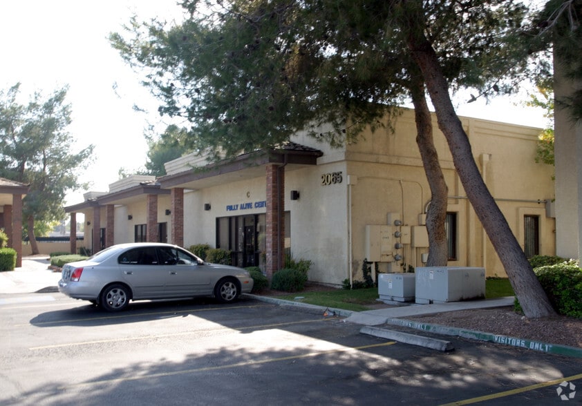 2065 E Sahara Ave, Las Vegas, NV for sale - Building Photo - Image 2 of 6