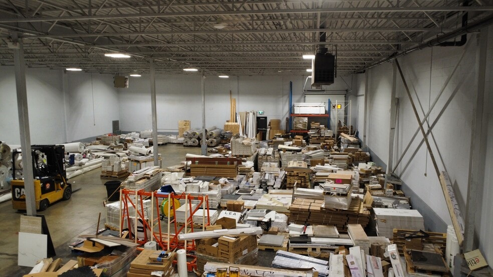 3809 9th St SE, Calgary, AB for lease - Building Photo - Image 3 of 8