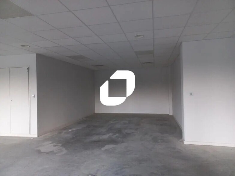 Office in Marcq-en-Baroeul for lease - Interior Photo - Image 3 of 5