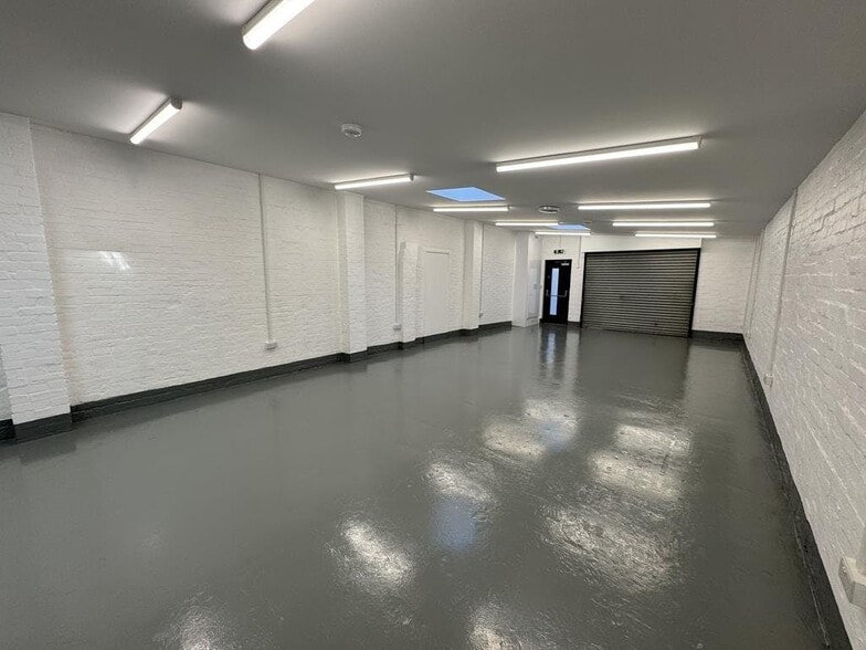 318A King St, London for lease - Building Photo - Image 3 of 8