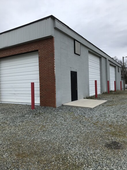 472 Grimes Blvd, Lexington, NC for lease - Building Photo - Image 3 of 29