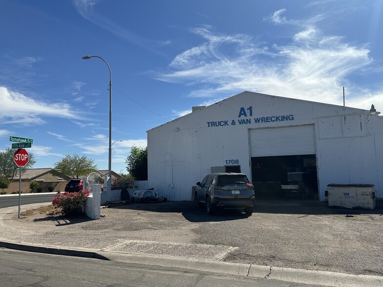 1708 S Tomahawk Rd, Apache Junction, AZ for sale - Primary Photo - Image 1 of 12